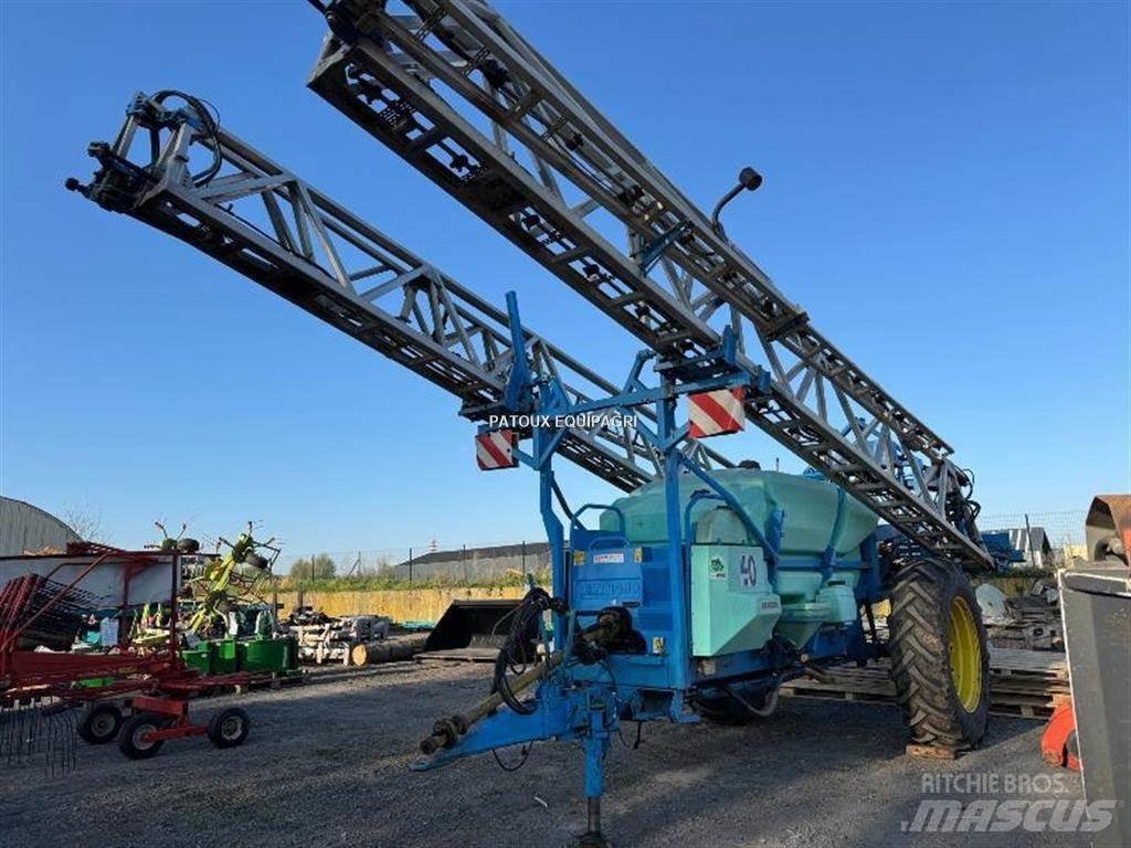 Berthoud MAXXOR 40 Prikabinami purkštuvai