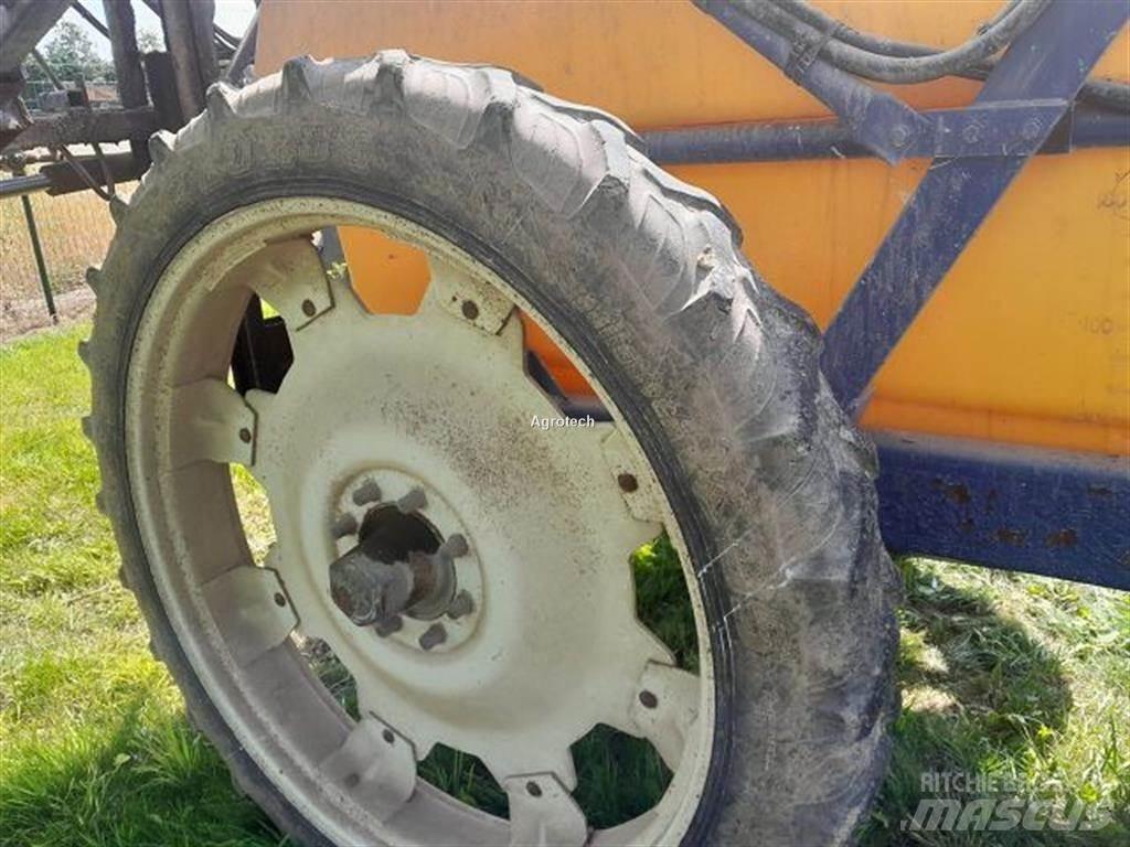 Caruelle CARUELLE Prikabinami purkštuvai