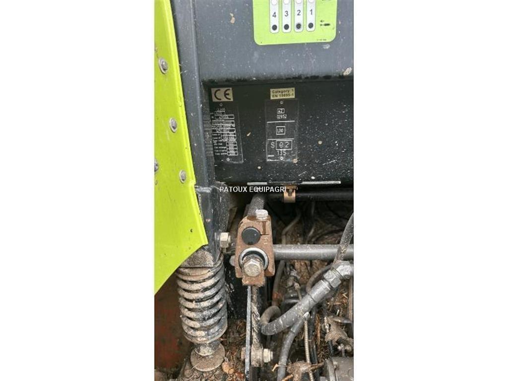 CLAAS ARION 610 Traktoriai