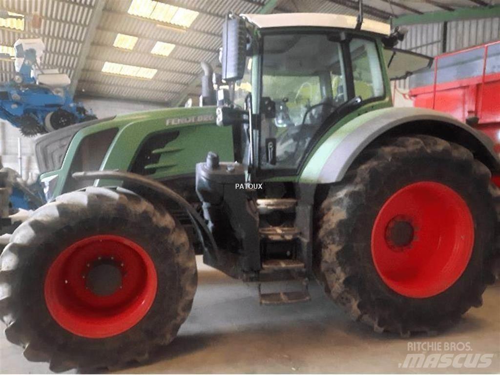 Fendt 826 VARIO Traktoriai