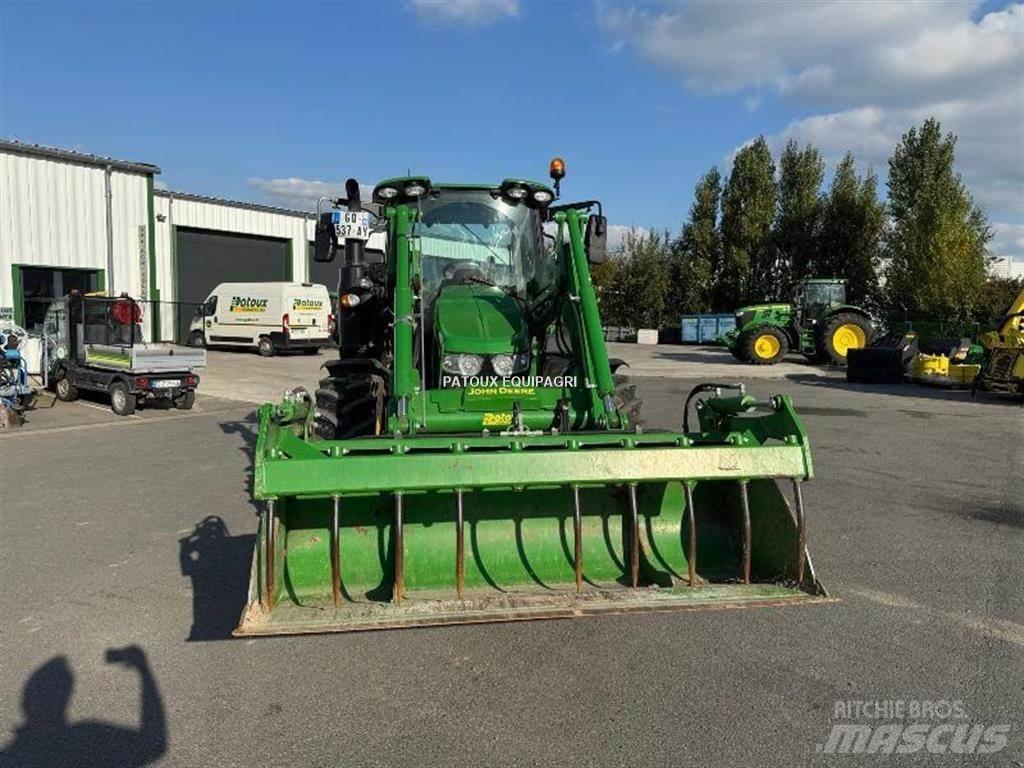 John Deere 6120M Traktoriai