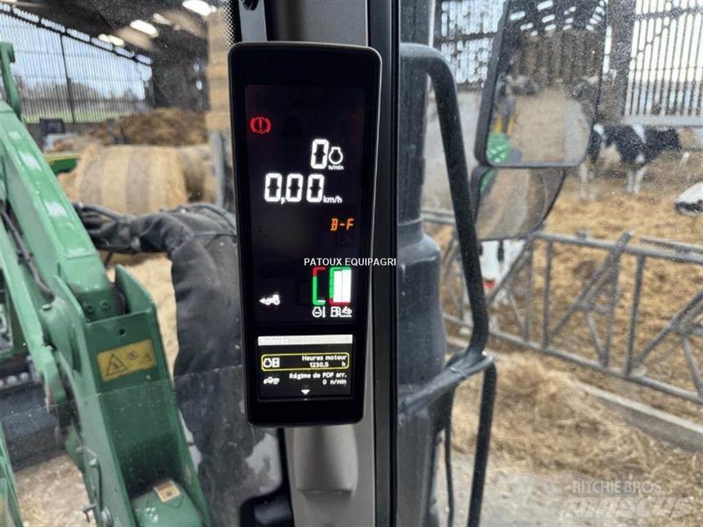 John Deere 6120M Traktoriai