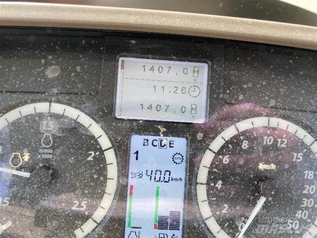 John Deere 6155M Traktoriai
