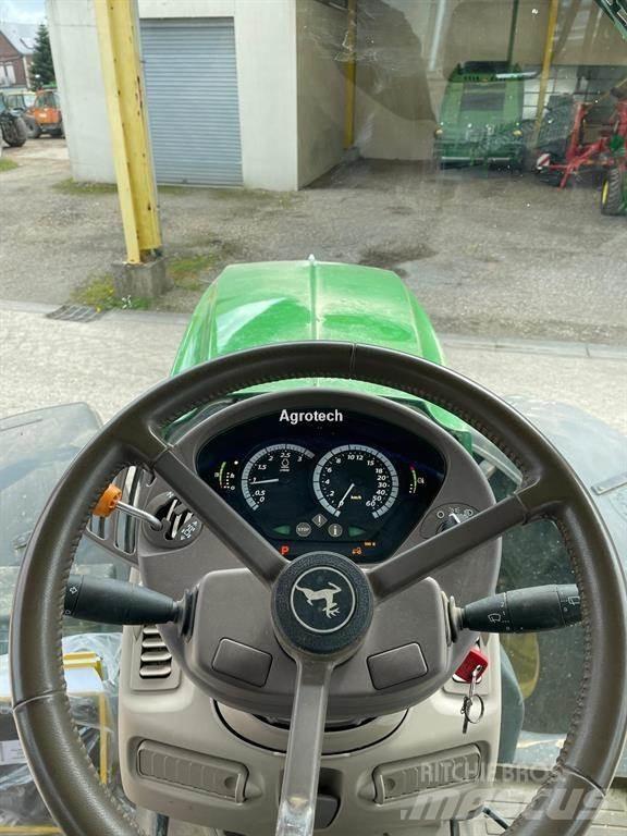 John Deere 6155R Traktoriai