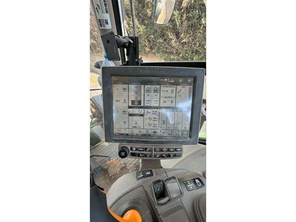 John Deere 6175R Traktoriai