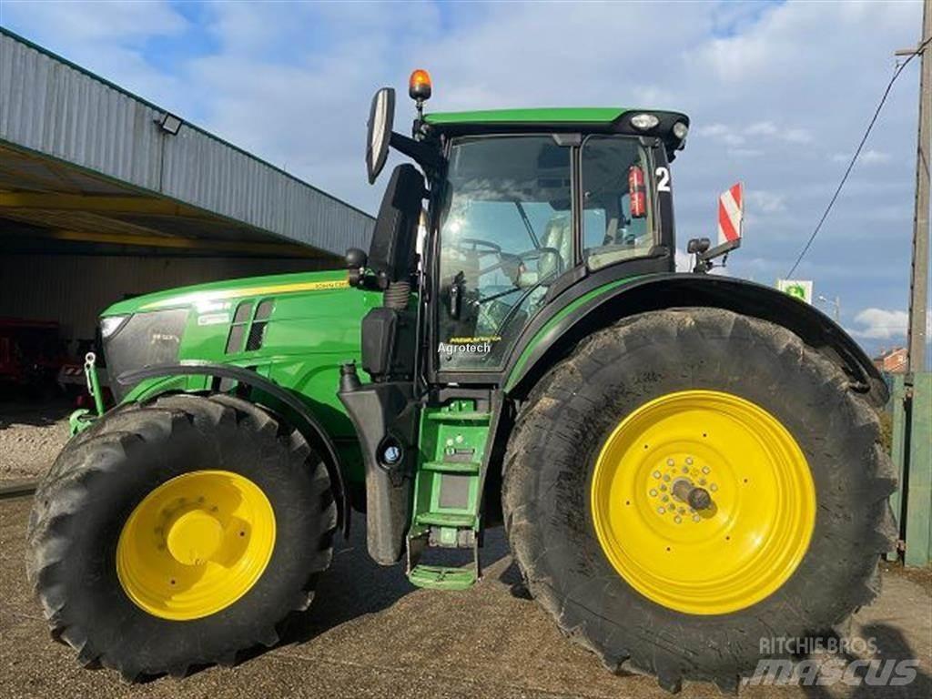 John Deere 6250R Traktoriai