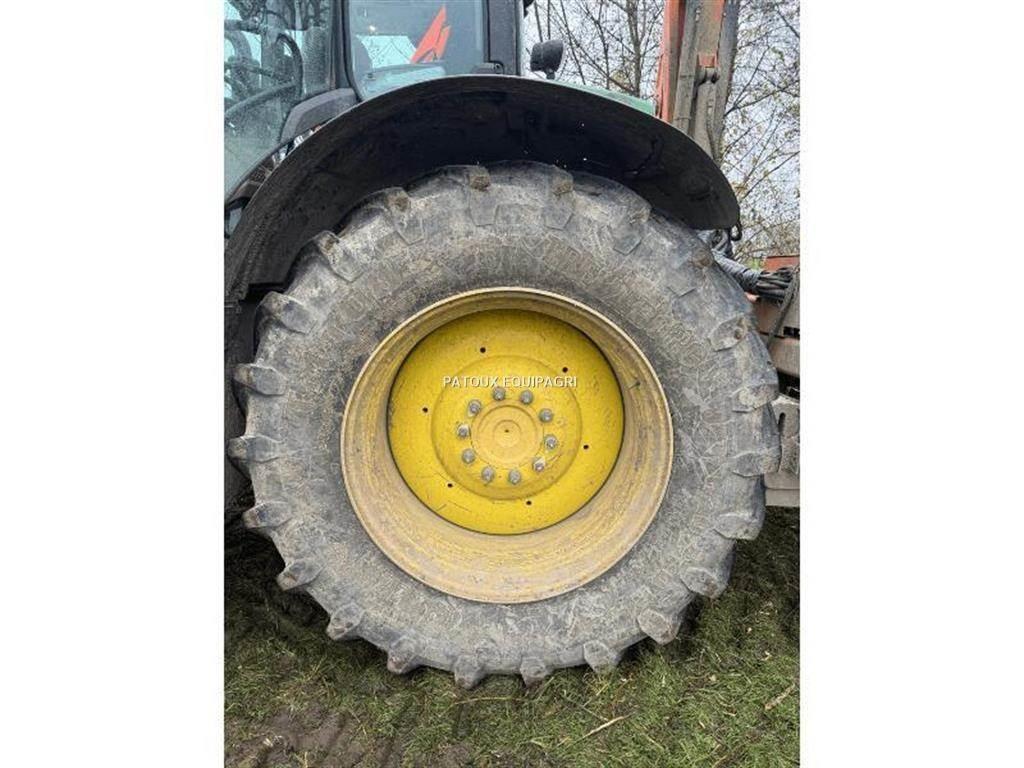 John Deere 6R195 Traktoriai