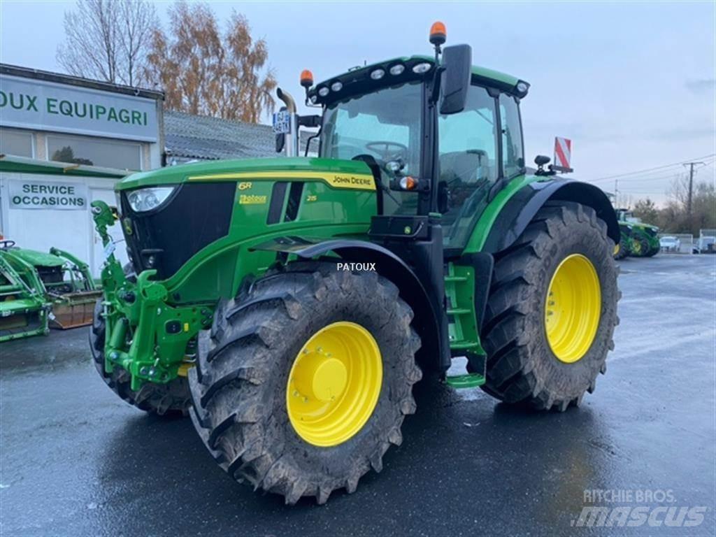John Deere 6R215 Traktoriai