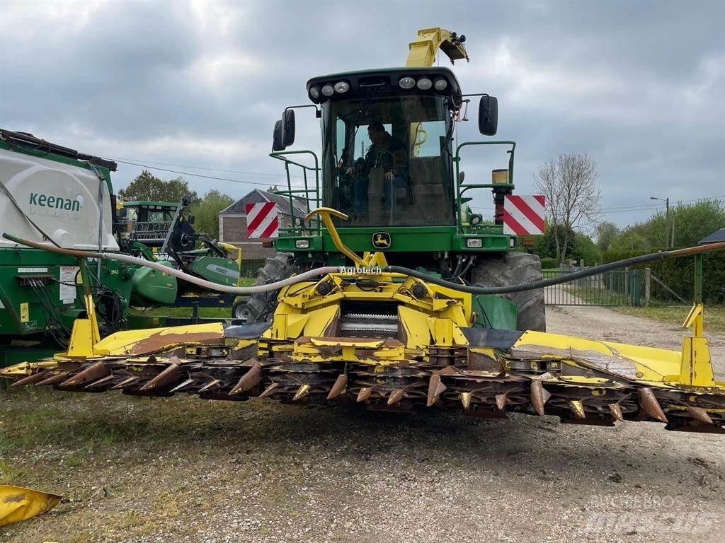 John Deere 7450 Pašarų kombainai
