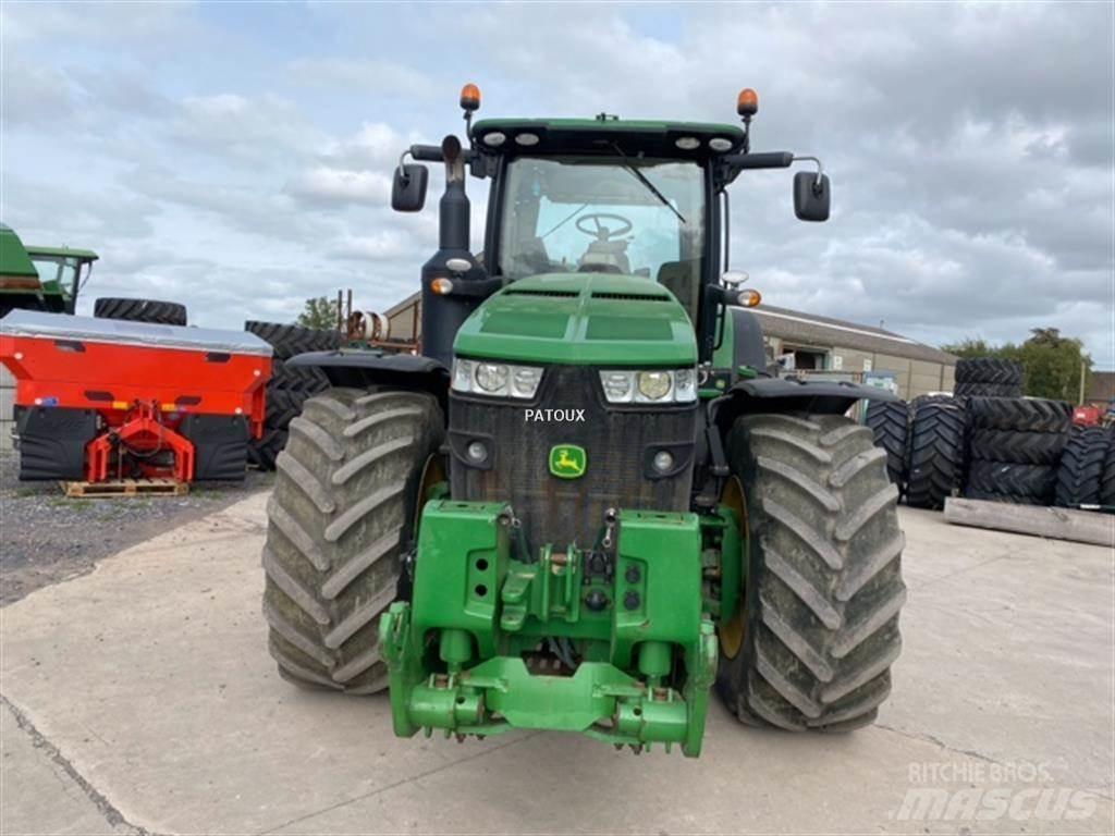 John Deere 8370R Traktoriai