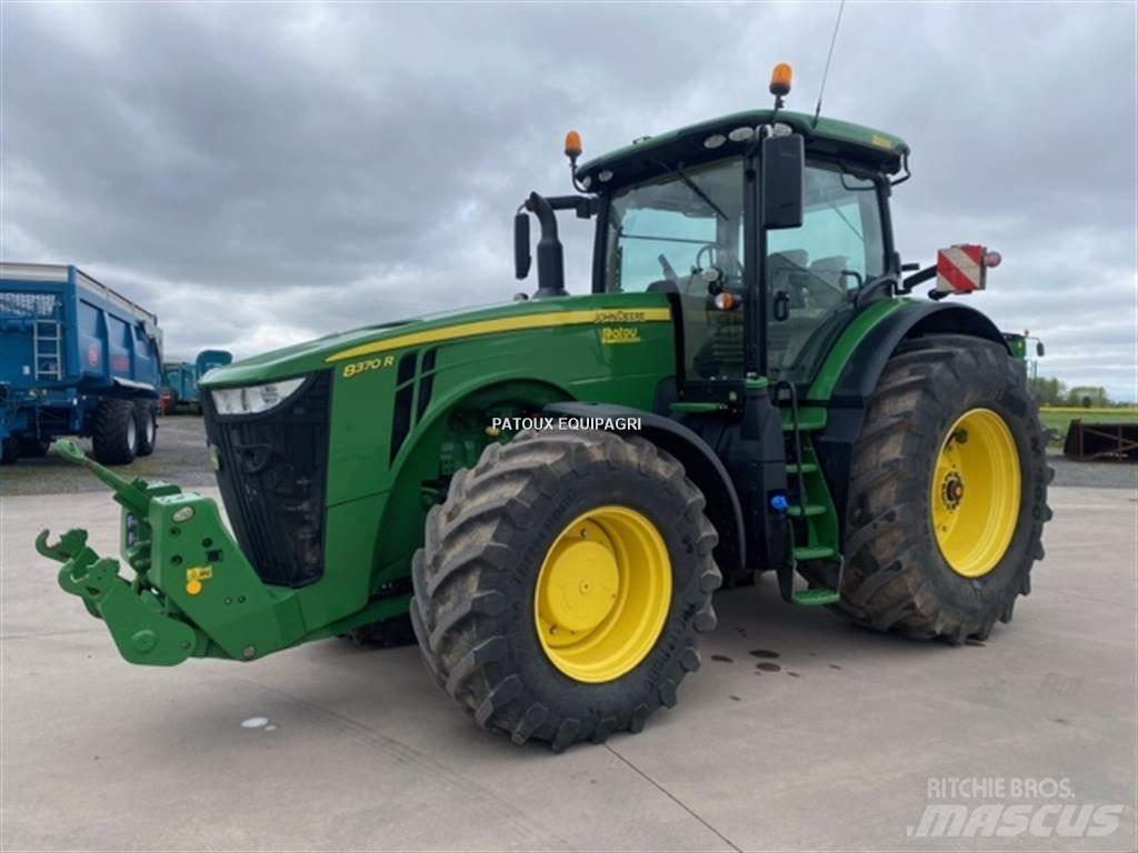 John Deere 8370R Traktoriai