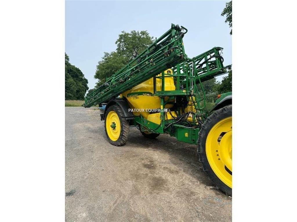 John Deere 840 Prikabinami purkštuvai