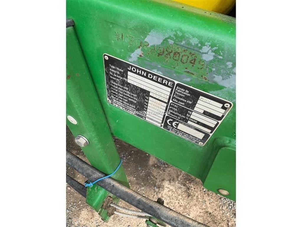 John Deere 840 Prikabinami purkštuvai