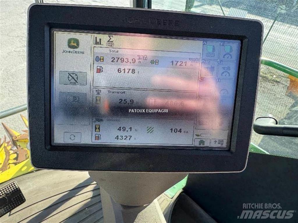 John Deere 8500 Pašarų kombainai