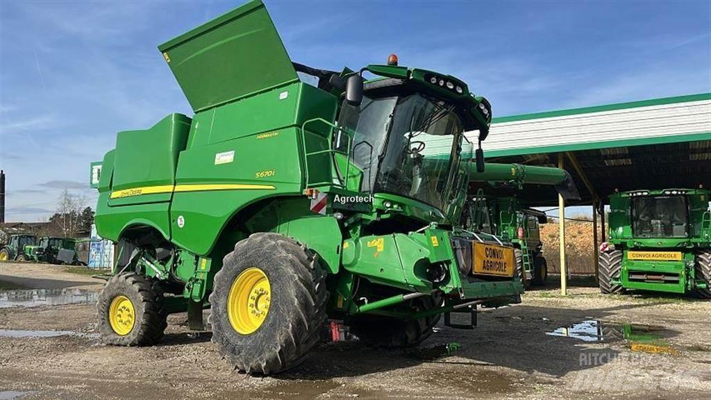 John Deere S670 Derliaus nuėmimo kombainai