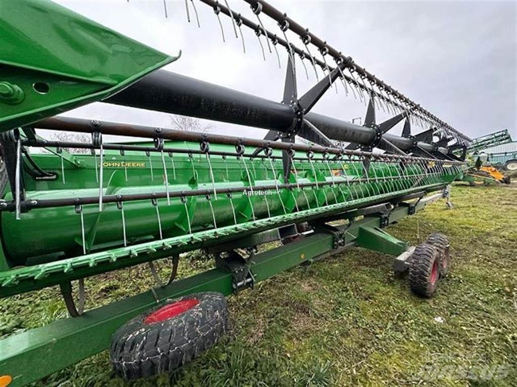 John Deere T 660 Derliaus nuėmimo kombainai
