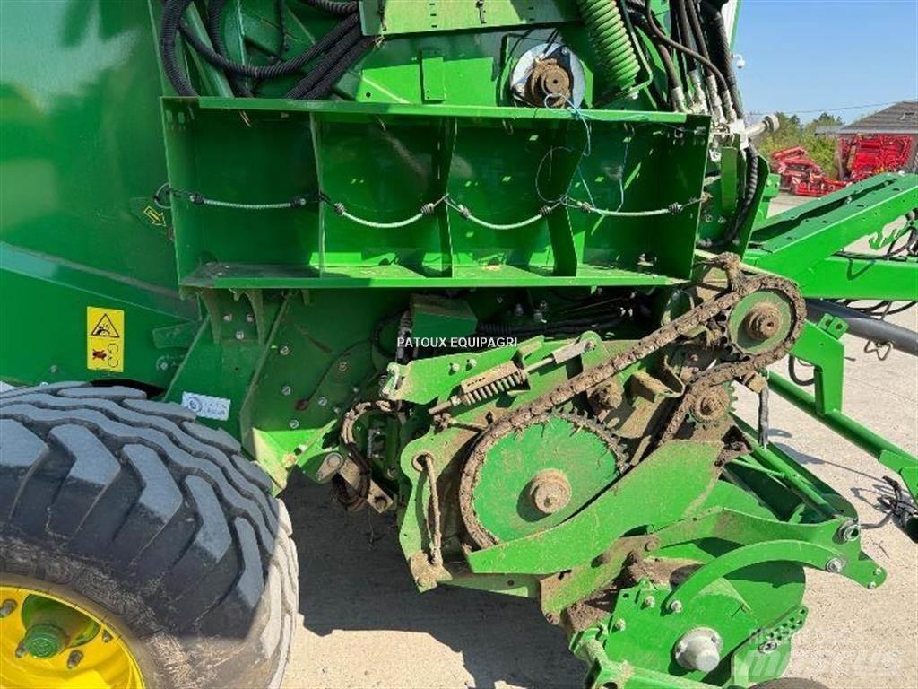 John Deere V461M Ritinių presai