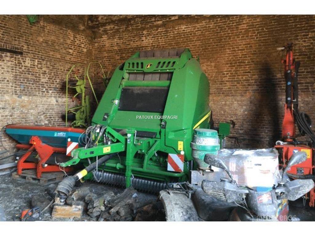 John Deere V461M Ritinių presai