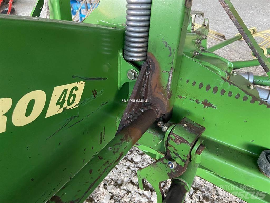 Krone Swardro 46 Šieno grėbliai ir vartytuvai