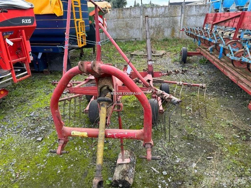 Kuhn GA300 Šieno grėbliai ir vartytuvai