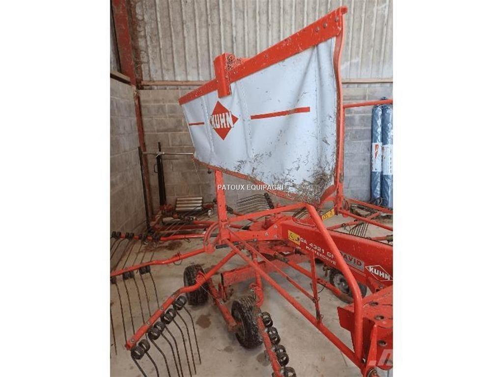 Kuhn GA4321 Šieno grėbliai ir vartytuvai