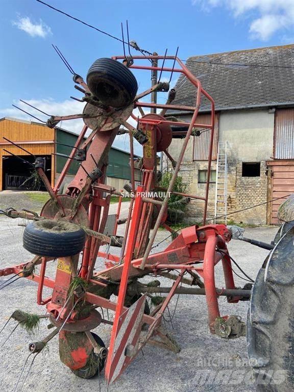 Kuhn GF6502 Šieno grėbliai ir vartytuvai