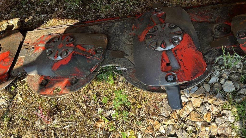 Kuhn GMD 4011 FF Varomosios akėčios ir žemės frezos