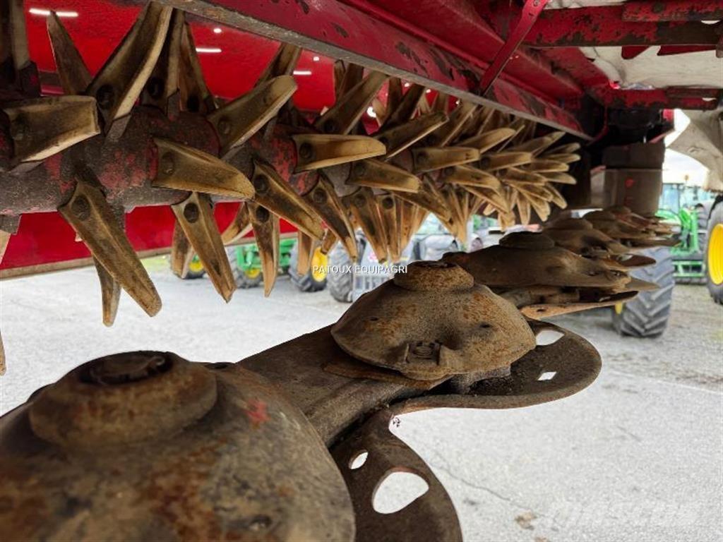 Lely 350 Formuojančios žoliapjovės