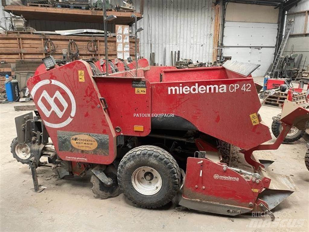 Miedema CP42 Bulvių sodinamosios