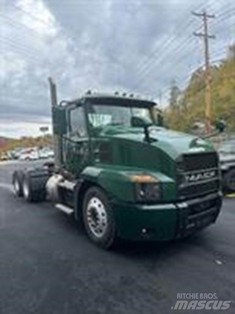 Mack AN64T Naudoti vilkikai