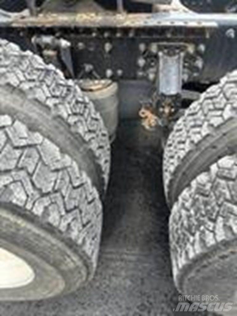 Mack AN64T Naudoti vilkikai