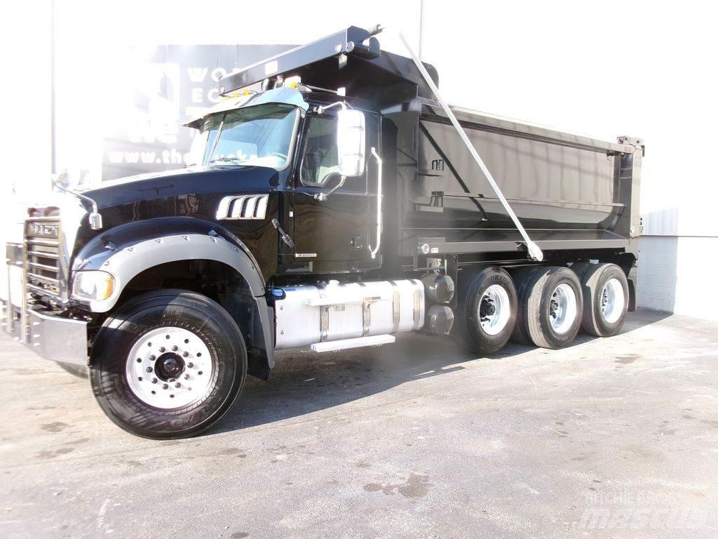Mack GR64F Savivarčių priekabų vilkikai