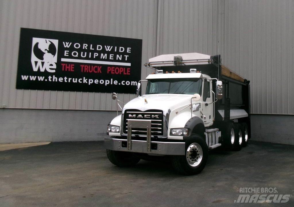 Mack Granite Savivarčių priekabų vilkikai