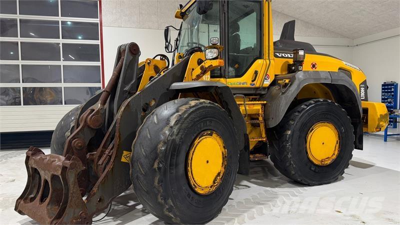 Volvo L 110 H Naudoti ratiniai krautuvai
