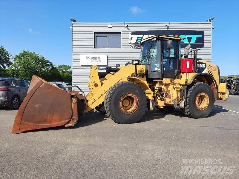 CAT 950K Naudoti ratiniai krautuvai