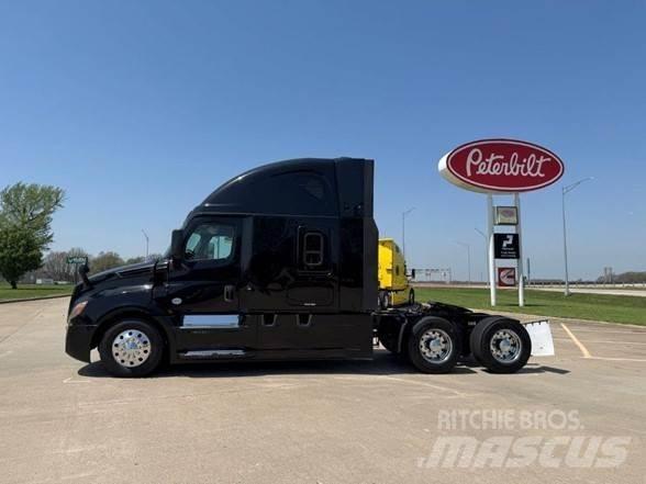 Freightliner CASCADIA 126 Naudoti vilkikai