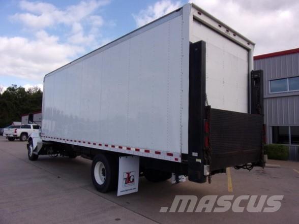 Kenworth T300 Sunkvežimiai su dengtu kėbulu