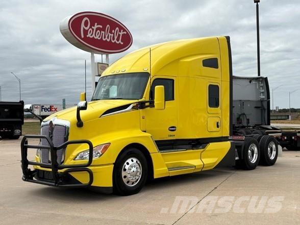 Kenworth T680 Naudoti vilkikai
