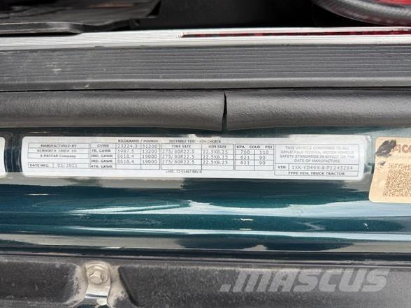 Kenworth T680 Naudoti vilkikai