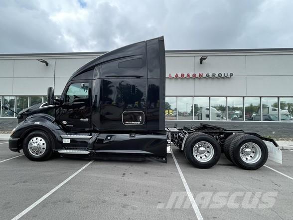 Kenworth T680 Naudoti vilkikai
