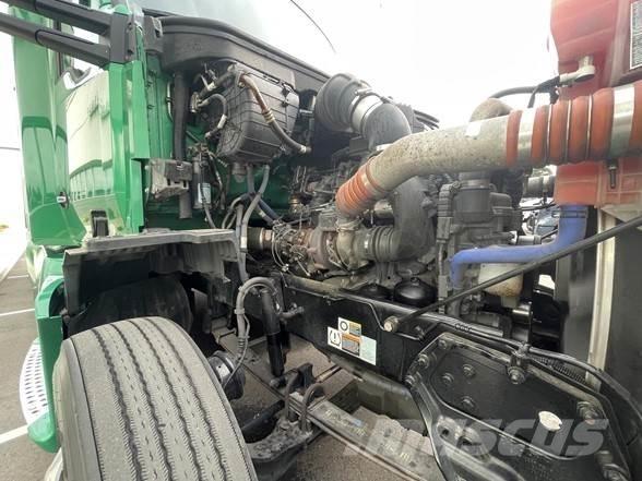 Kenworth T680 Naudoti vilkikai