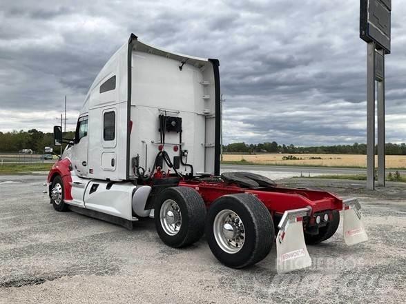 Kenworth T680 Naudoti vilkikai