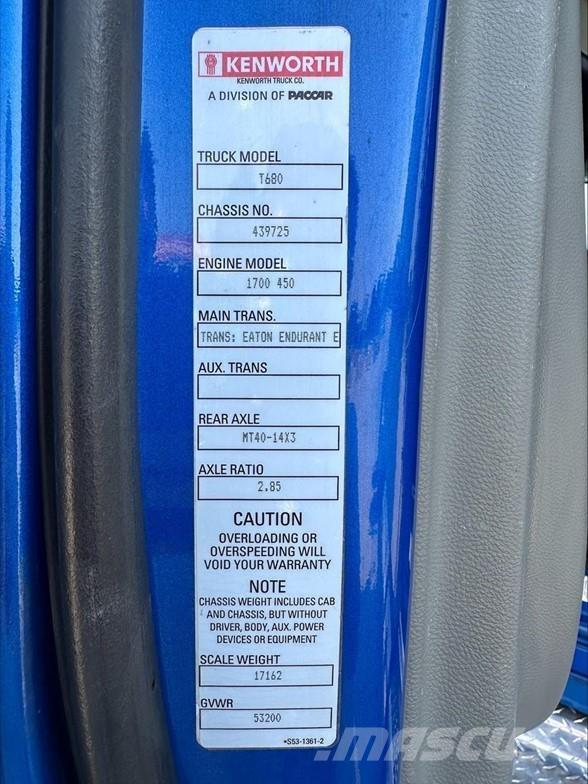 Kenworth T680 Naudoti vilkikai
