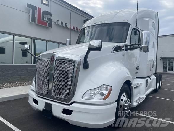 Kenworth T680 Naudoti vilkikai