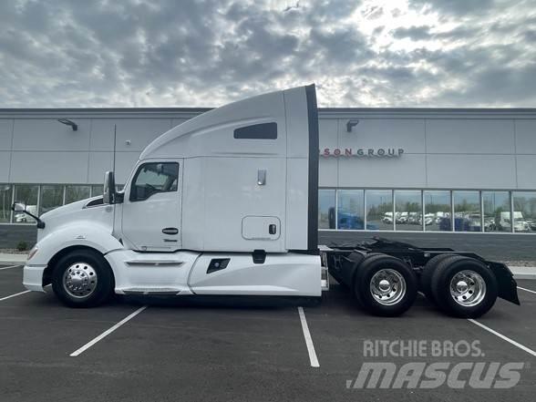 Kenworth T680 Naudoti vilkikai