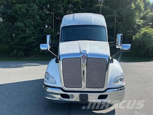 Kenworth T680 Naudoti vilkikai