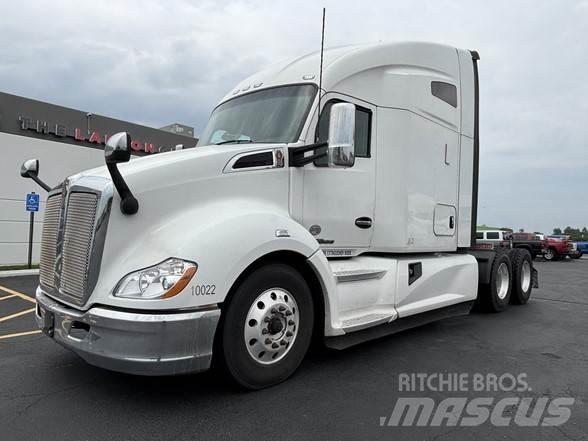 Kenworth T680 Naudoti vilkikai