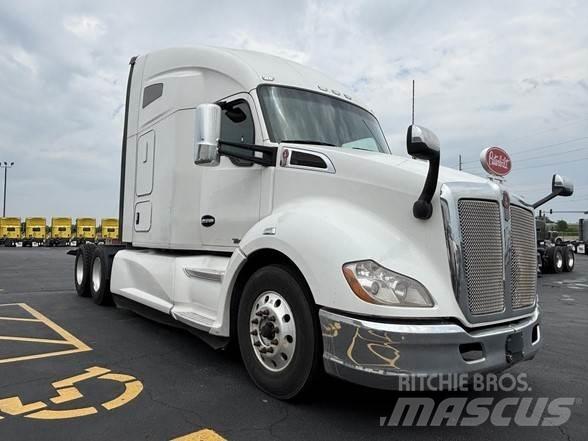 Kenworth T680 Naudoti vilkikai