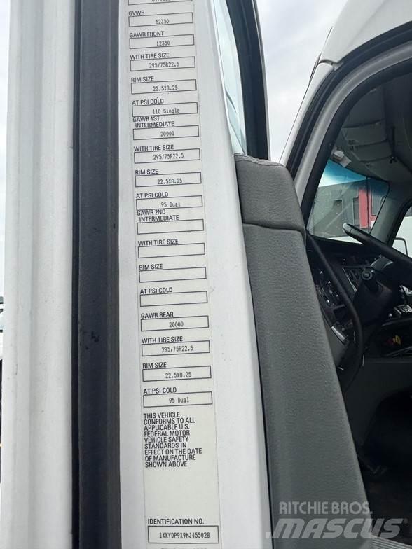 Kenworth T680 Naudoti vilkikai