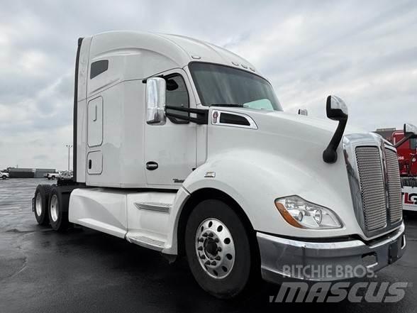 Kenworth T680 Naudoti vilkikai